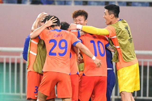 国足致力2030世界杯：新生力量汇聚，拼图逐渐完整